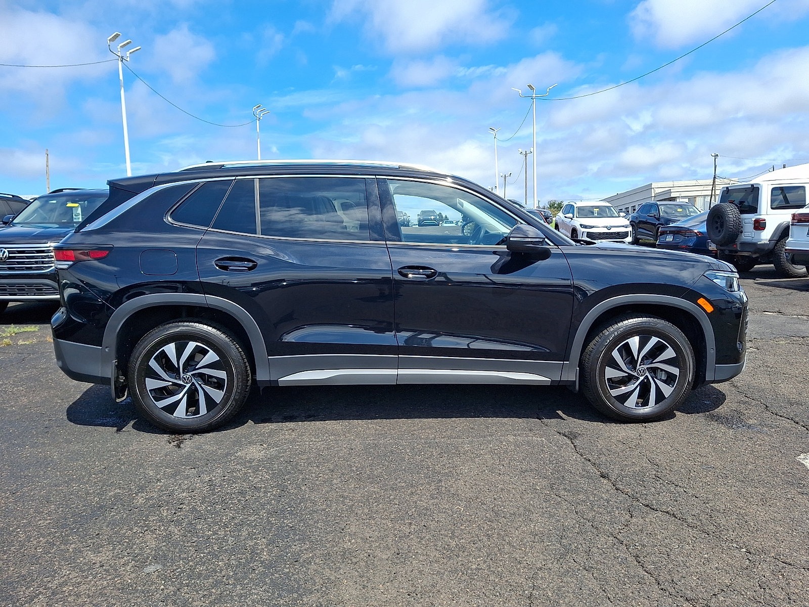 Certified 2026 Volkswagen Tiguan S AWD/4WD image 8