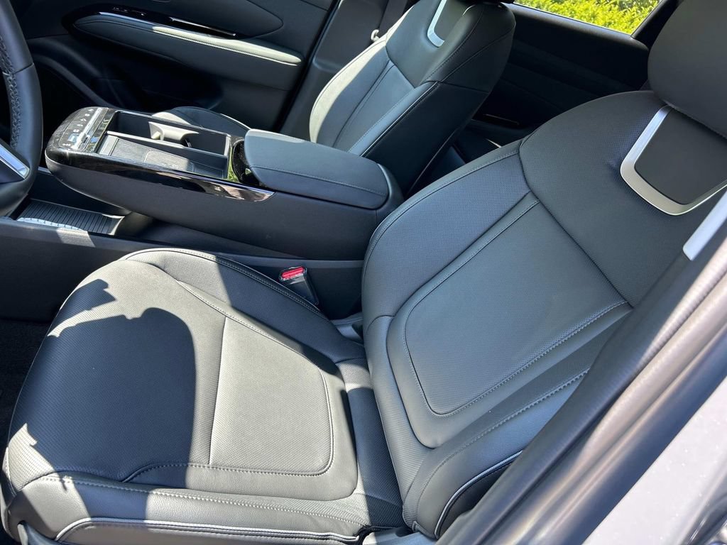 New 2025 Hyundai Tucson Limited AWD/4WD image 15