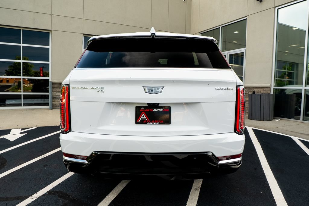 Used 2025 Cadillac Escalade IQ Luxury 2 w/ LPO, Premium Carpet Package AWD/4WD image 21
