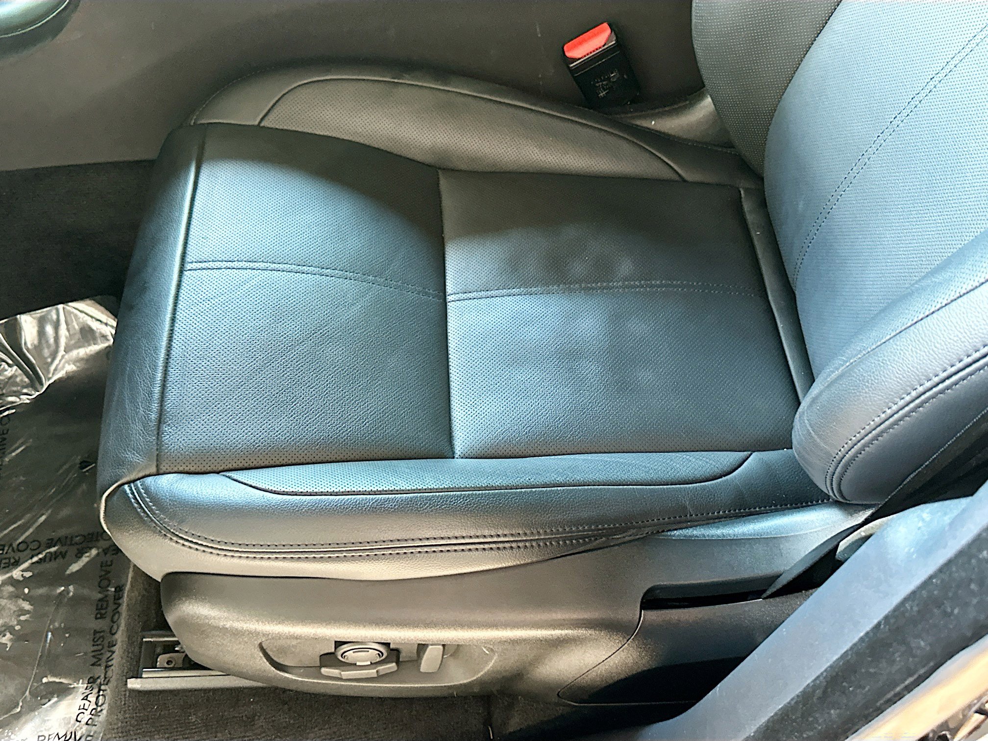 Used 2024 Land Rover Range Rover Velar Dynamic SE image 20