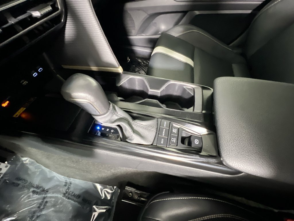 Used 2025 Toyota Camry SE FWD image 22