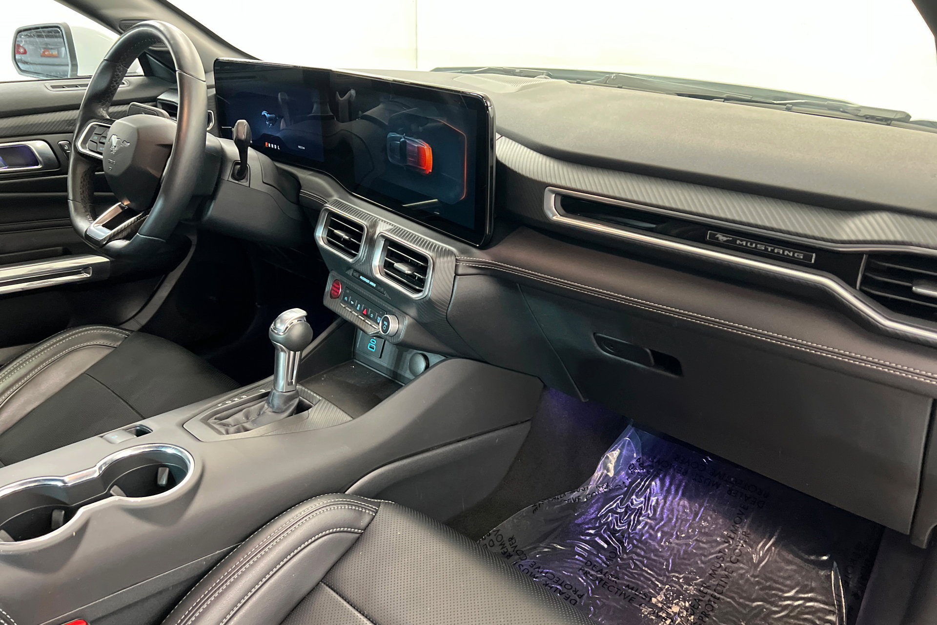 Used 2025 Ford Mustang Premium image 20