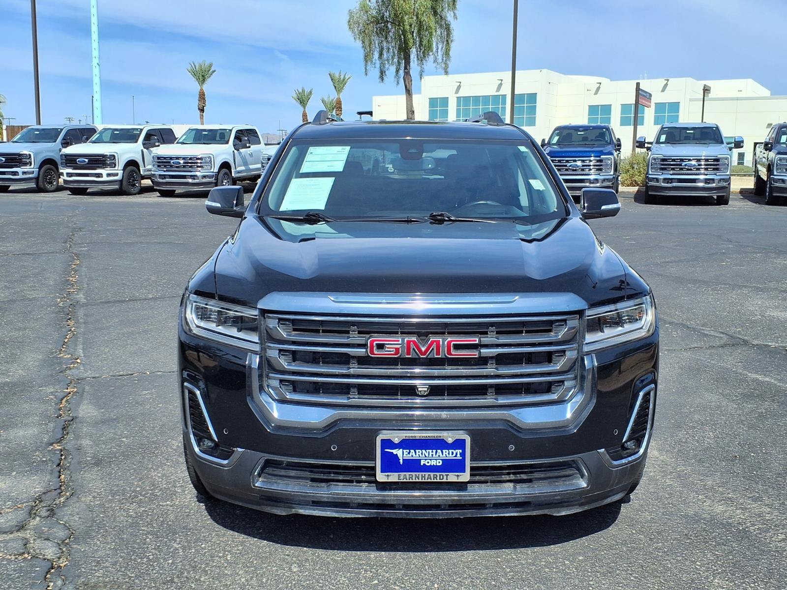 Used 2022 GMC Acadia AT4 w/ Technology Package AWD/4WD image 2