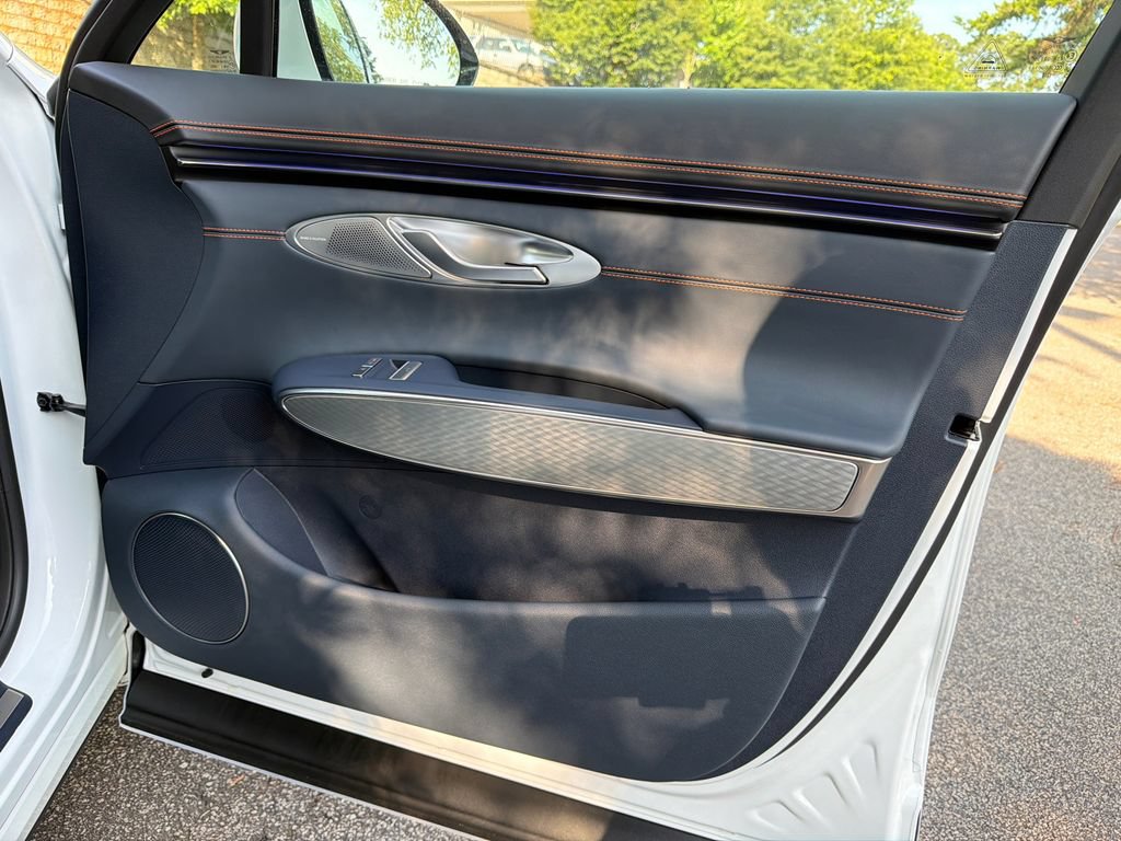 New 2026 Genesis GV70 2.5T Sport Prestige AWD/4WD image 14
