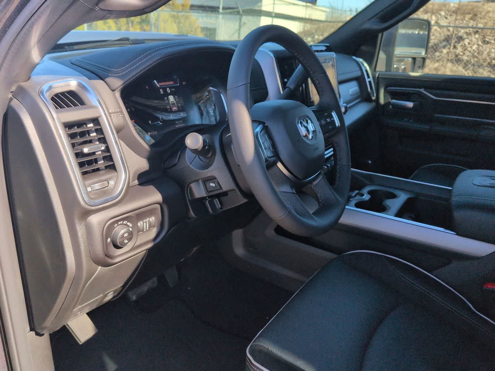 New 2026 RAM 2500 Laramie w/ Sport Appearance Package AWD/4WD image 2
