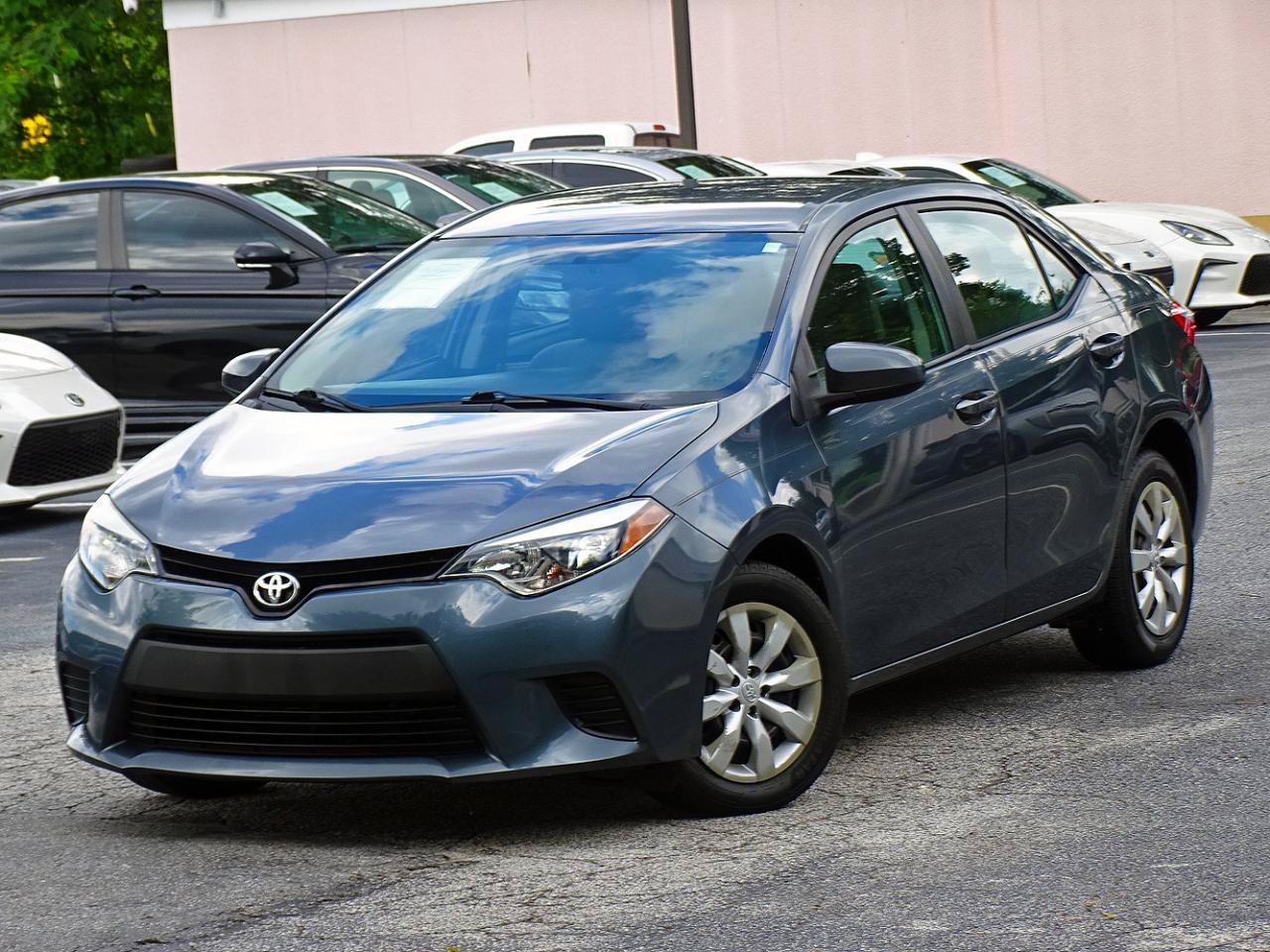 Used 2014 Toyota Corolla LE FWD image 6