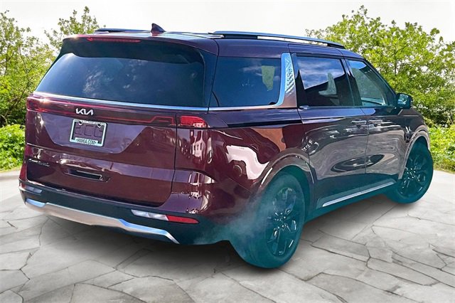 Certified 2022 Kia Carnival SX Prestige image 2