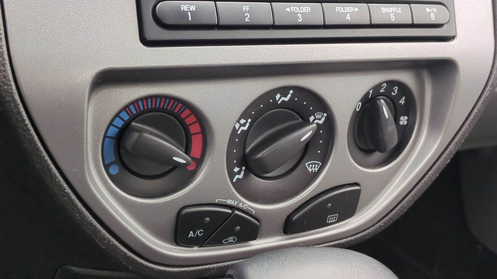 Used 2007 Ford Focus S image 30