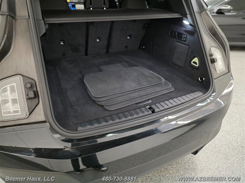 Used 2024 BMW iX xDrive50 AWD/4WD image 8