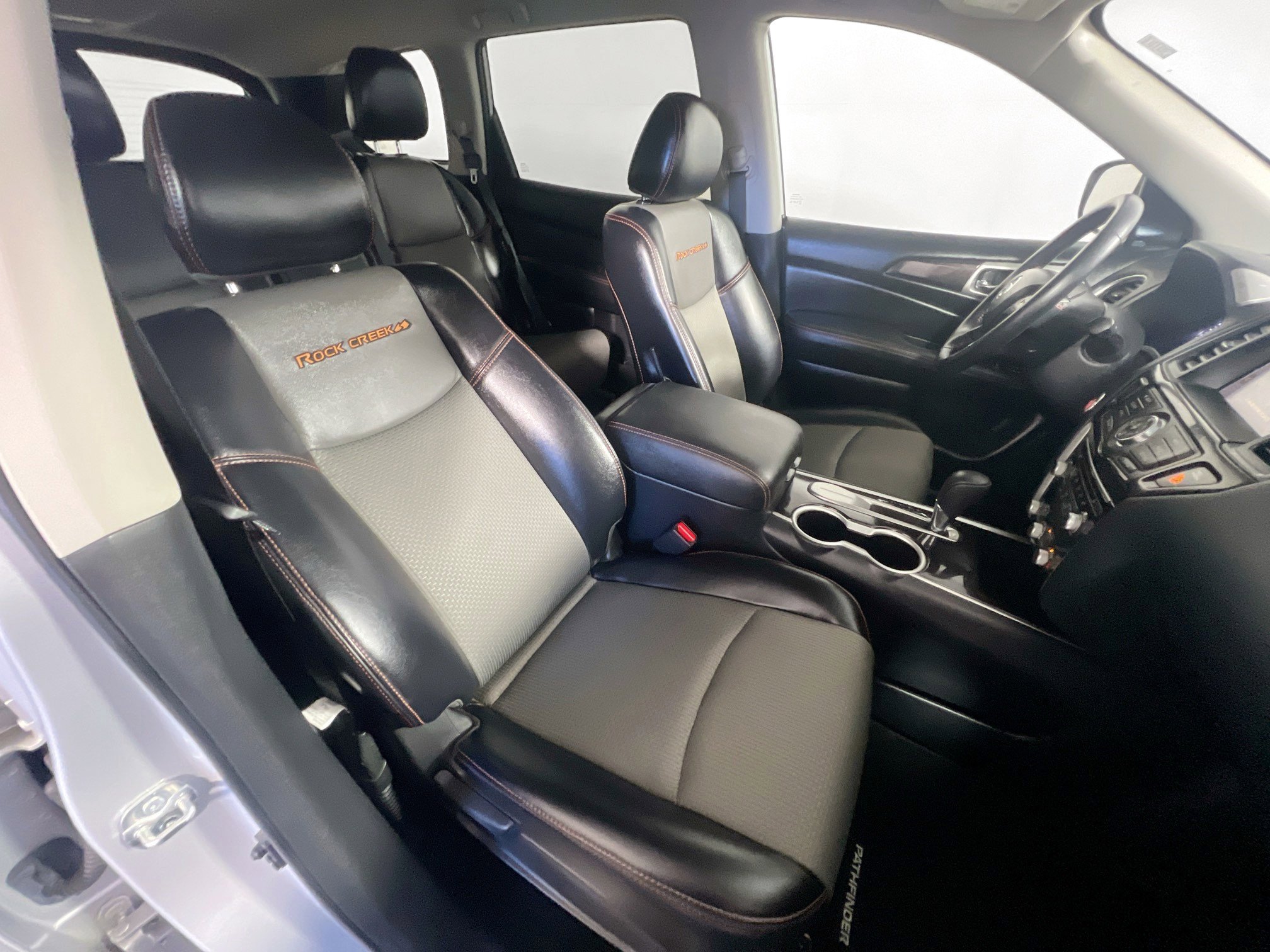 Used 2020 Nissan Pathfinder SV w/ Rock Creek Edition image 31