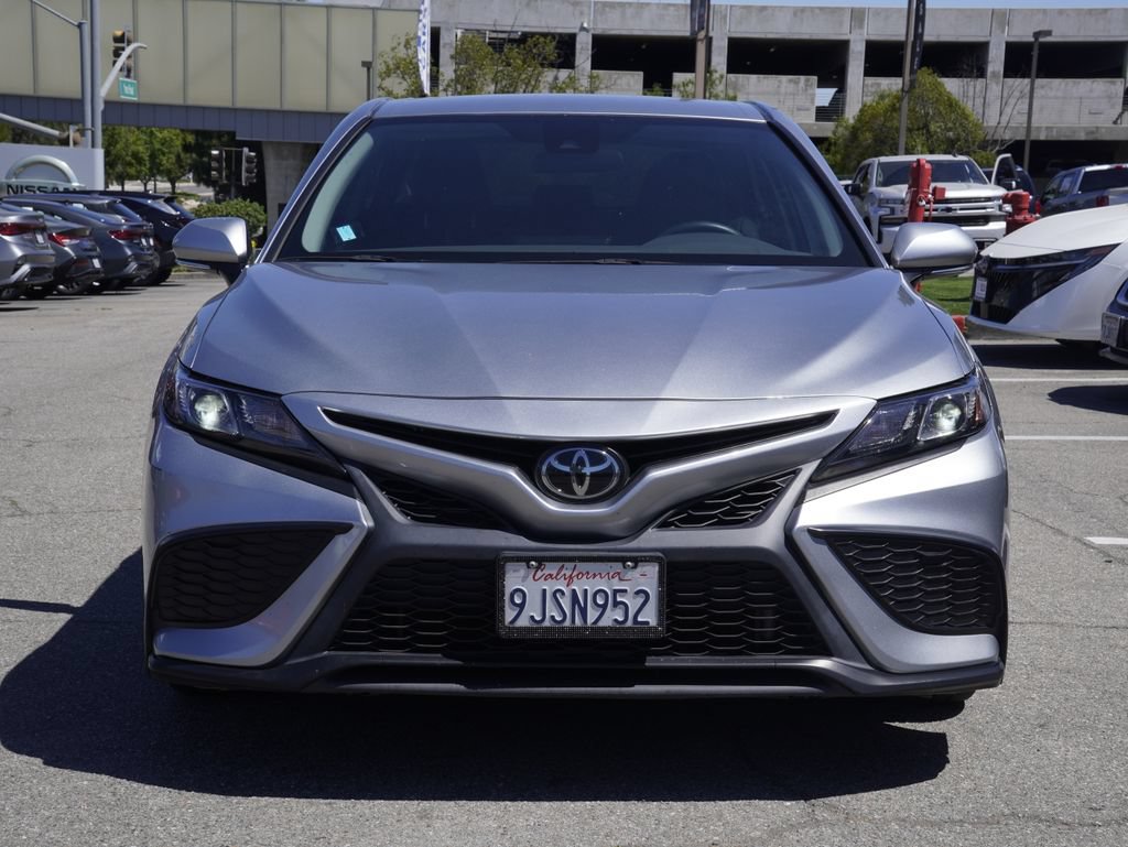 Used 2024 Toyota Camry SE FWD image 6