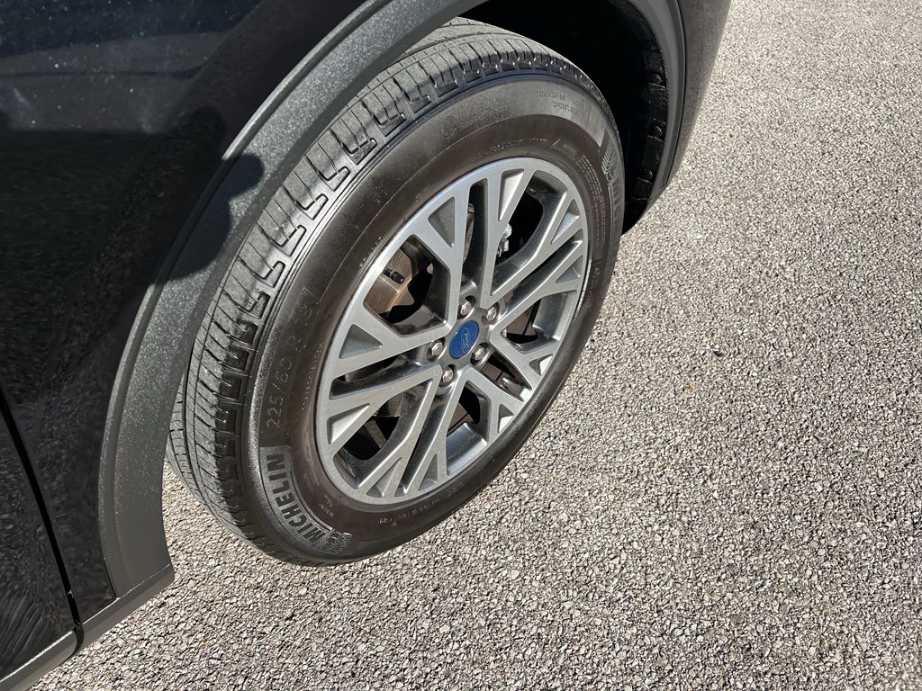 Used 2022 Ford Escape SEL image 23