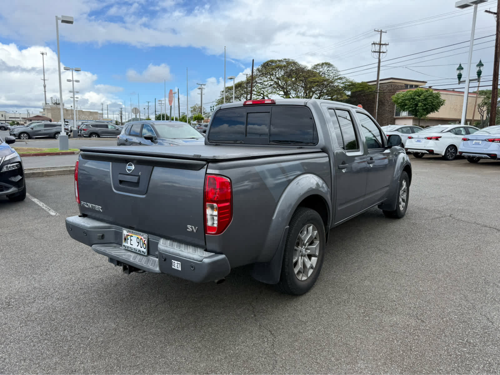 Used 2020 Nissan Frontier SV image 3