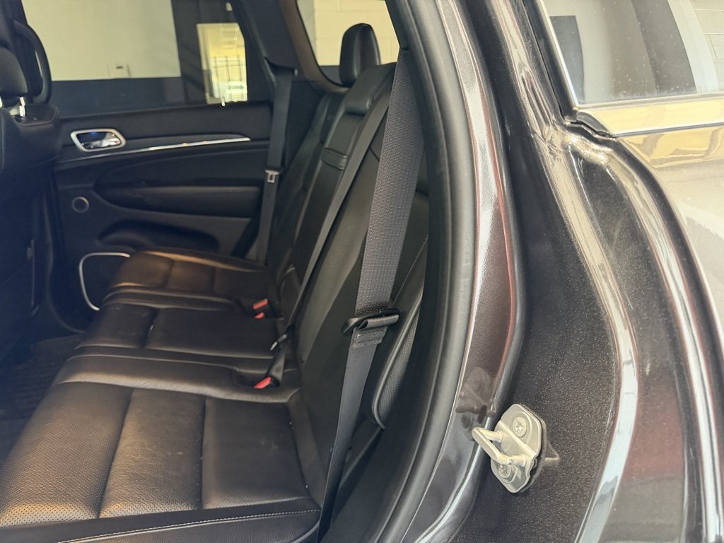 Used 2019 Jeep Grand Cherokee Summit w/ Platinum Series Group image 17