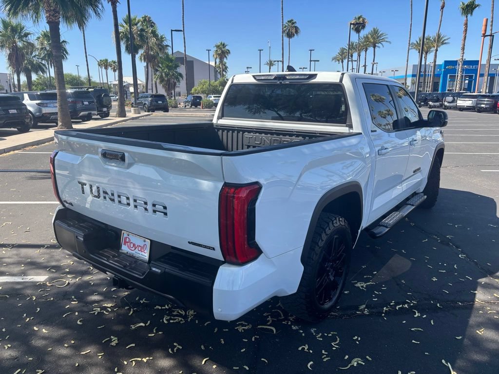 Used 2025 Toyota Tundra Limited AWD/4WD image 8