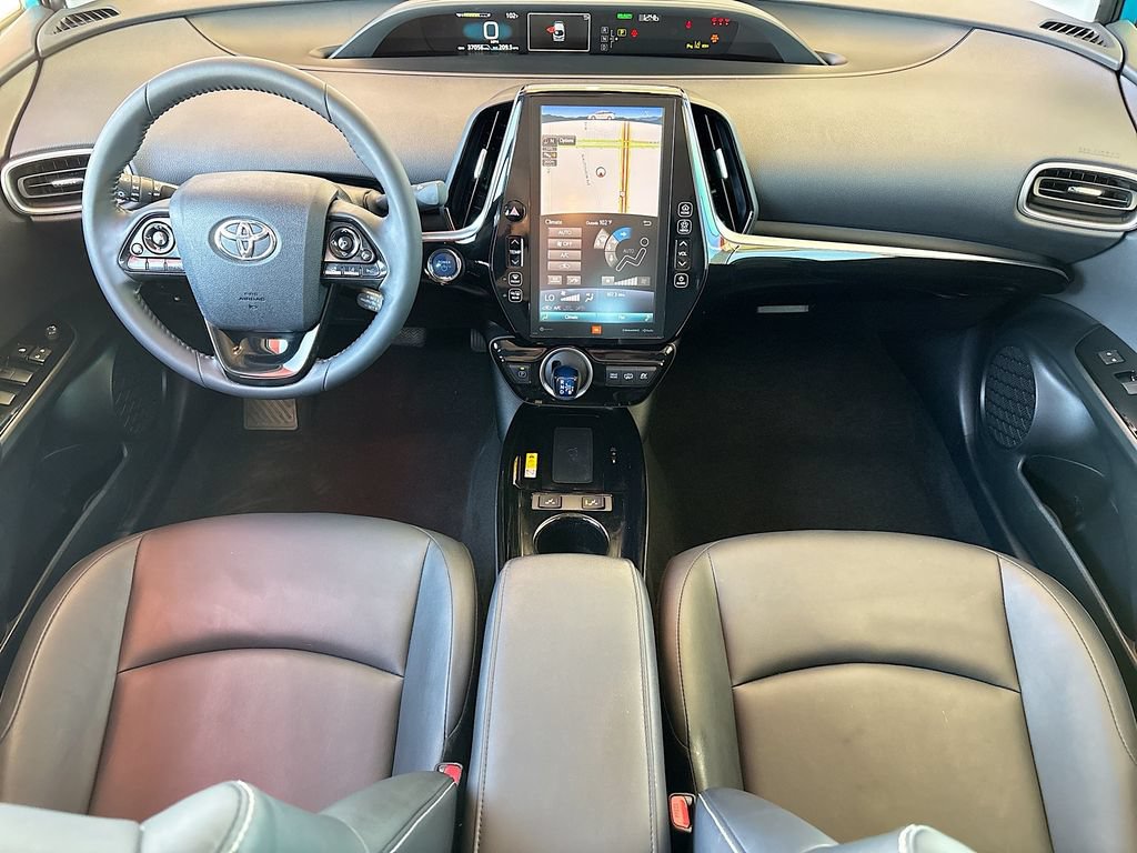 Certified 2021 Toyota Prius Prime Limited w/ Carpet Mat Package (TMS) FWD image 13