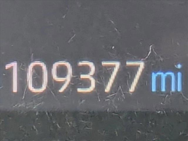 Used 2021 Toyota RAV4 XLE FWD image 11