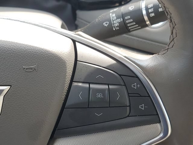 Certified 2024 Cadillac XT5 Premium Luxury w/ LPO, Floor Liner Package AWD/4WD image 20