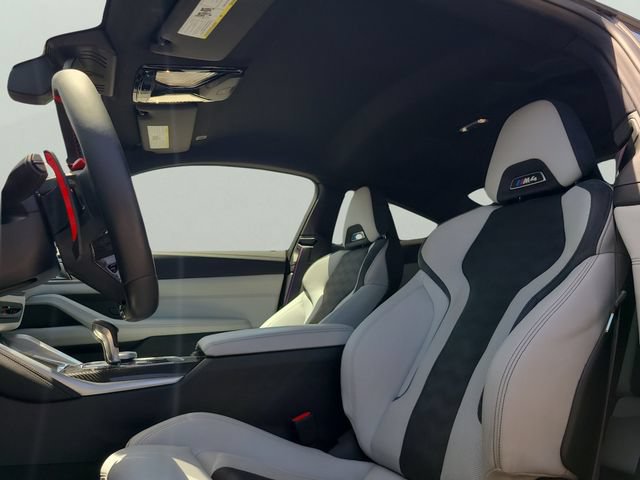 Used 2025 BMW M4 Competition RWD image 17