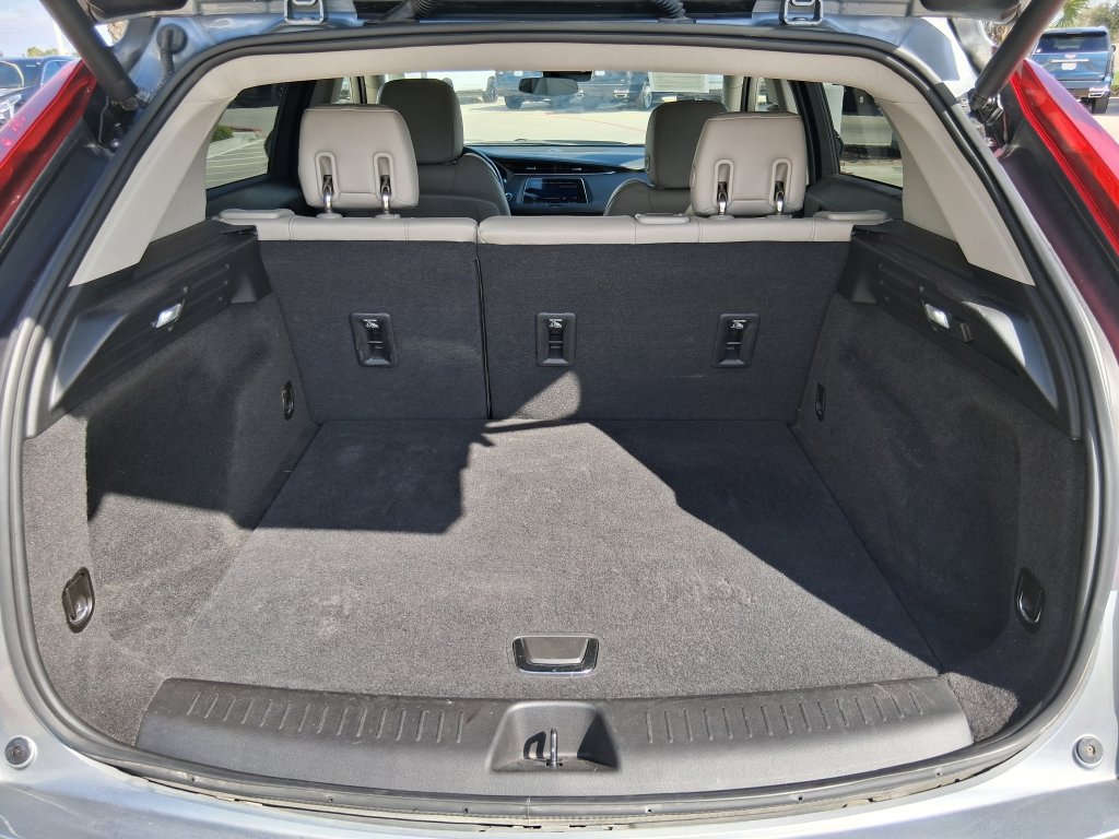 Certified 2023 Cadillac XT4 Luxury FWD image 6