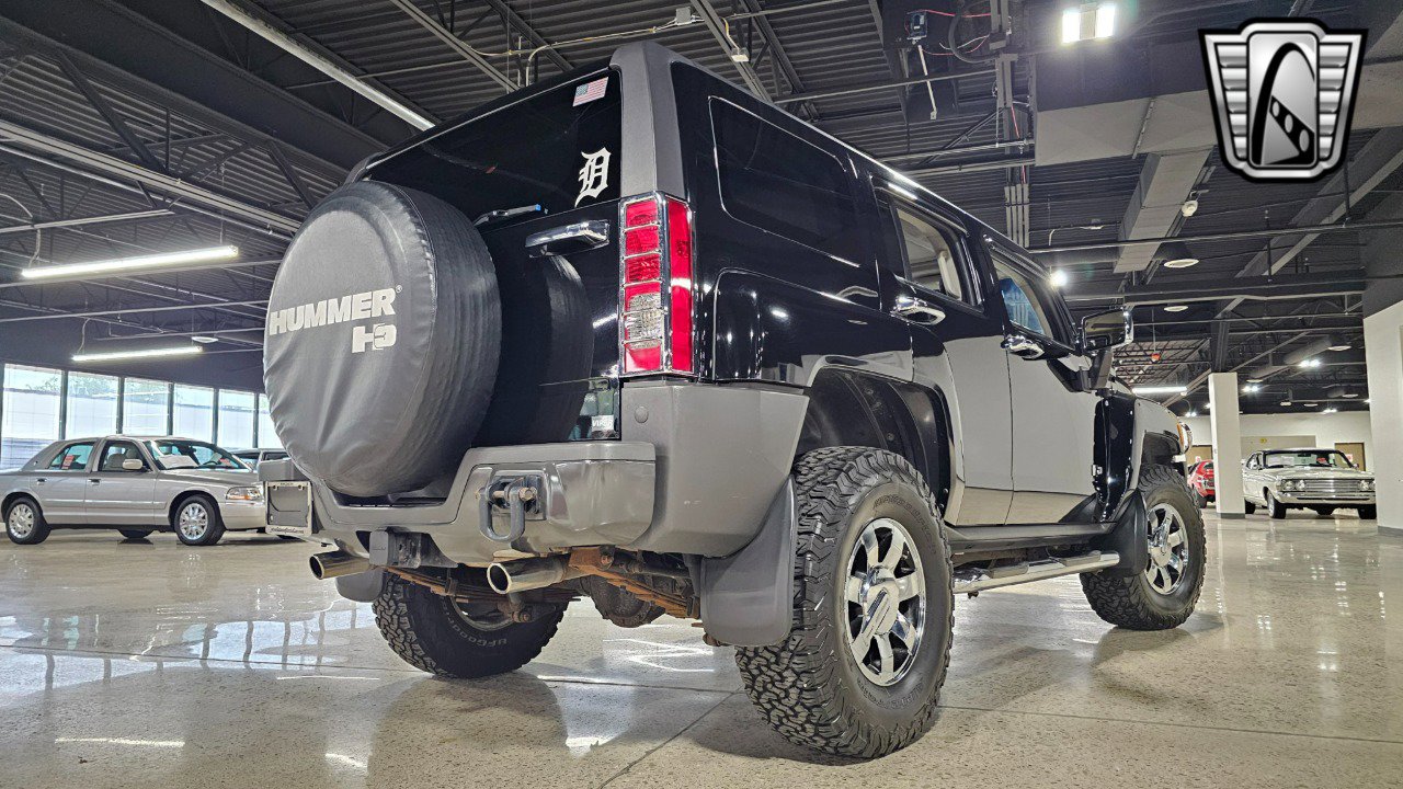Used 2007 HUMMER H3 image 3