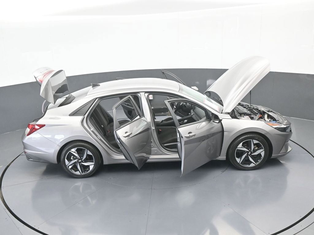 Used 2023 Hyundai Elantra SEL w/ Convenience Package image 66