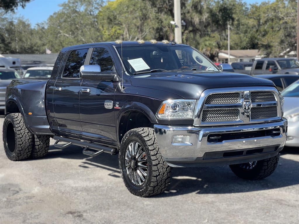 Used 2015 RAM 3500 Laramie Longhorn image 12