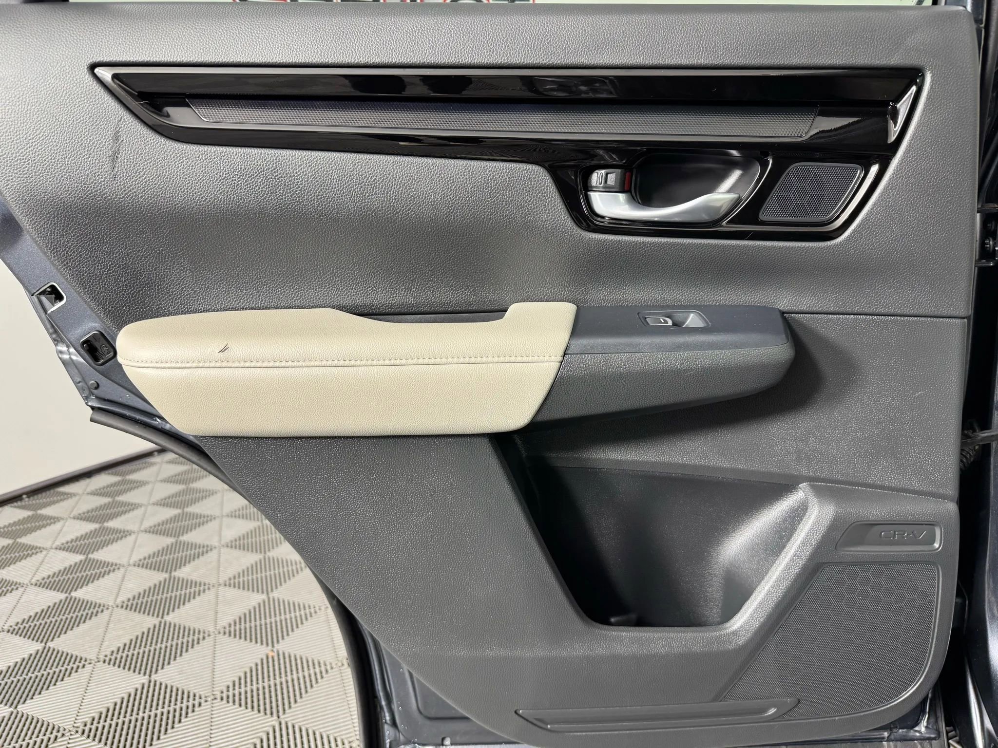 Used 2024 Honda CR-V EX-L image 46