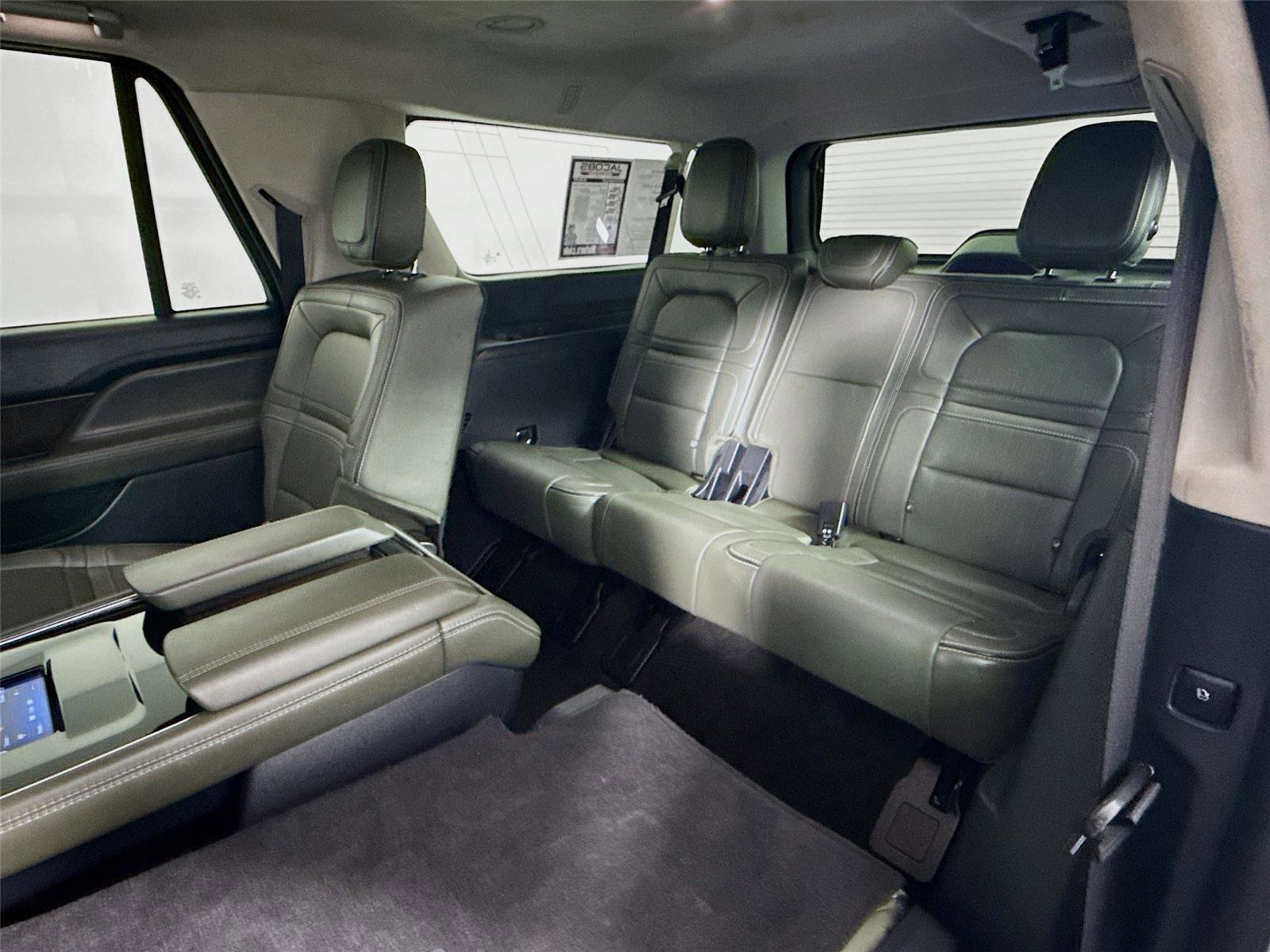 Used 2022 Lincoln Navigator L Black Label AWD/4WD image 24