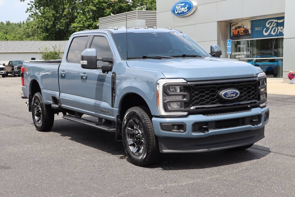 Used 2023 Ford F350 Lariat w/ Sport Appearance Package AWD/4WD image 2