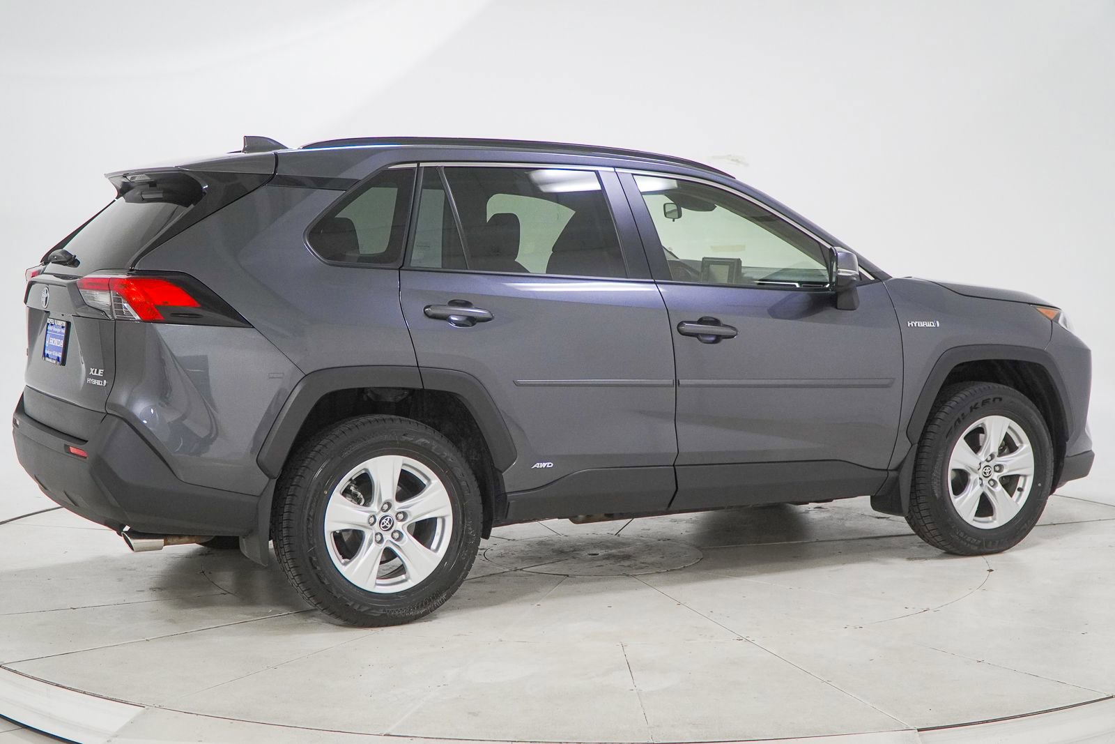 Used 2020 Toyota RAV4 XLE w/ Convenience Package AWD/4WD image 12