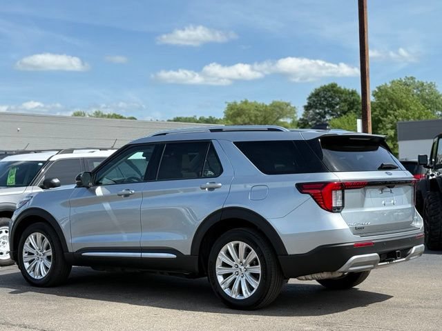 Used 2025 Ford Explorer Platinum w/ LUX Leather Package AWD/4WD image 47