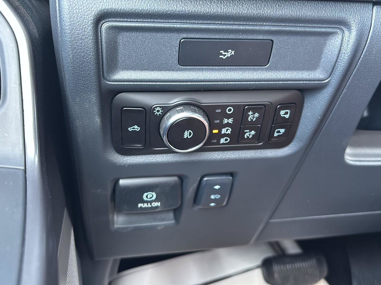 Used 2026 Ford F150 Lariat AWD/4WD image 16