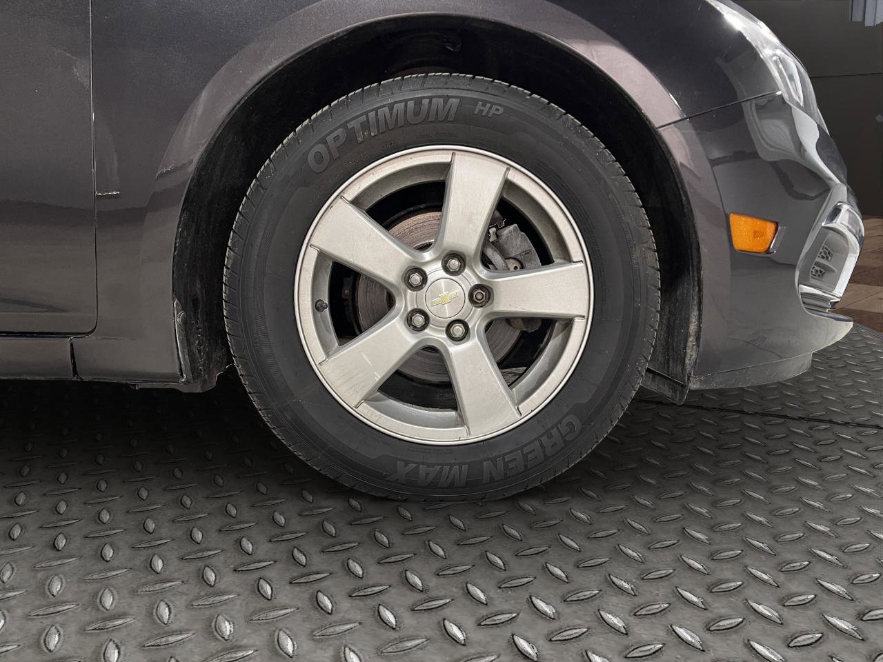 Used 2016 Chevrolet Cruze LT image 22