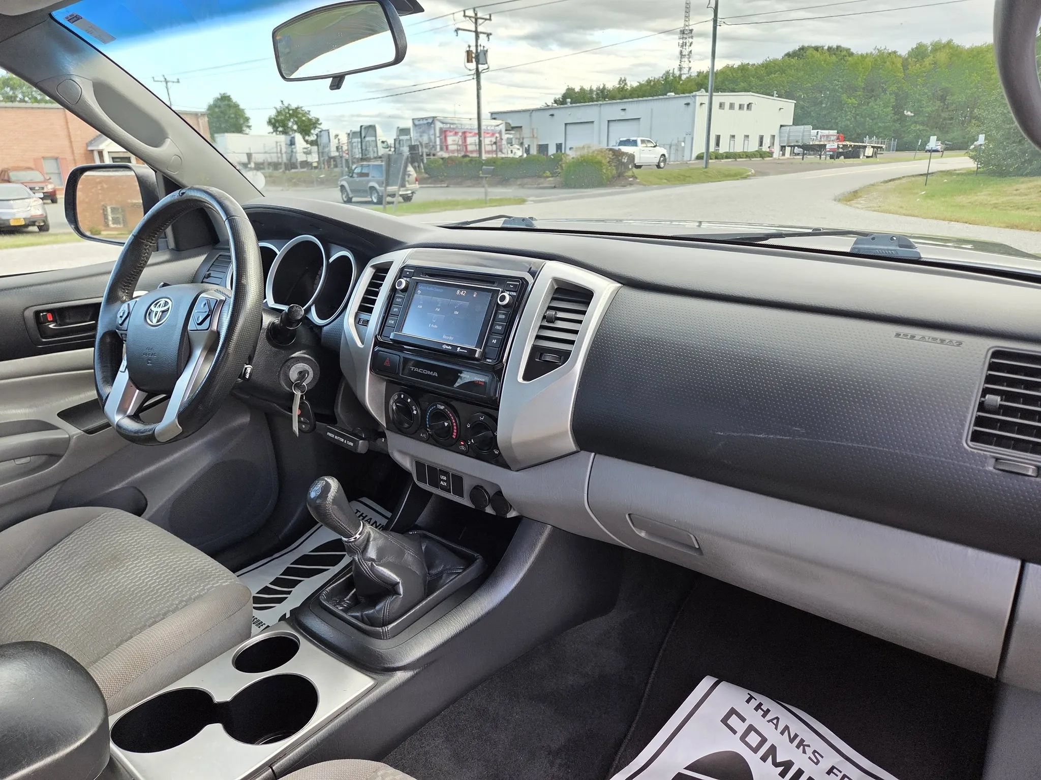 Used 2015 Toyota Tacoma 2WD Access Cab w/ SR5 Package image 14