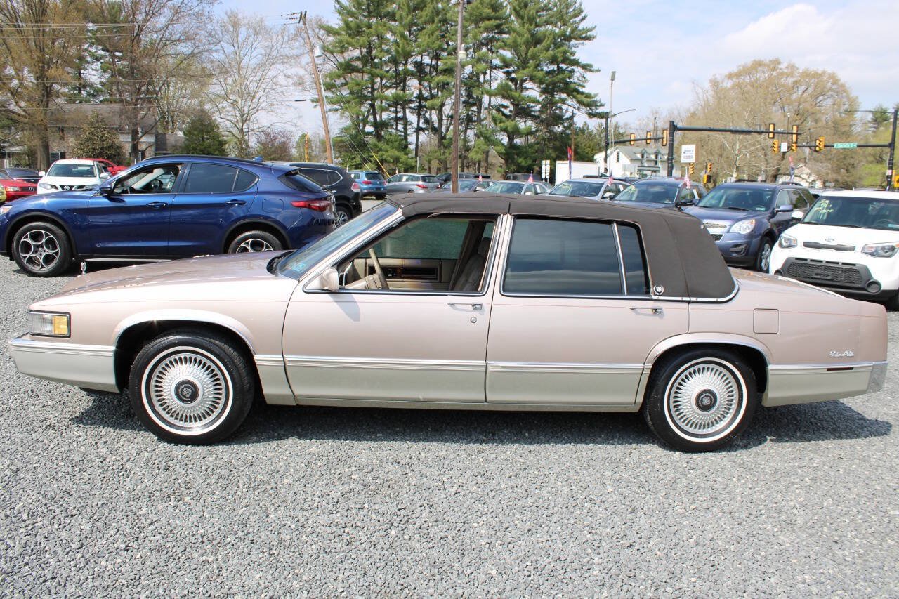 Used 1990 Cadillac De Ville Sedan FWD image 10