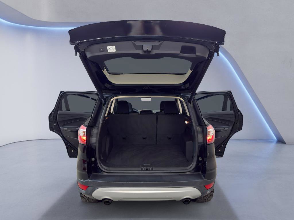 Used 2018 Ford Escape Titanium image 12