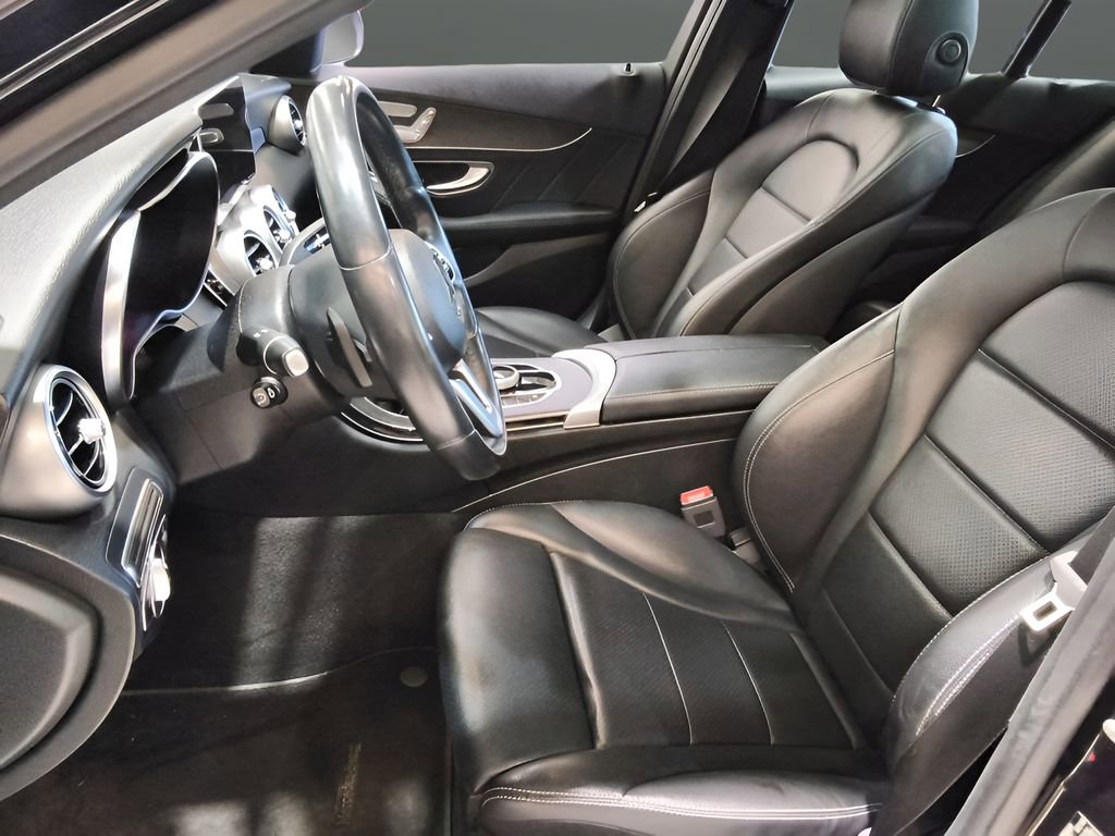 Used 2020 Mercedes-Benz C 300 4MATIC Sedan image 16