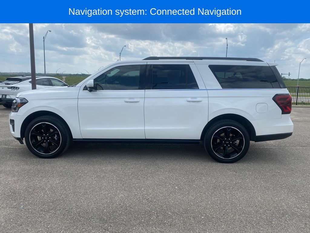 Used 2024 Ford Expedition Max Limited AWD/4WD image 3