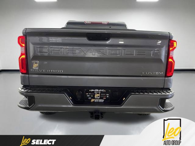 Used 2020 Chevrolet Silverado 1500 Custom w/ Custom Value Package AWD/4WD image 10
