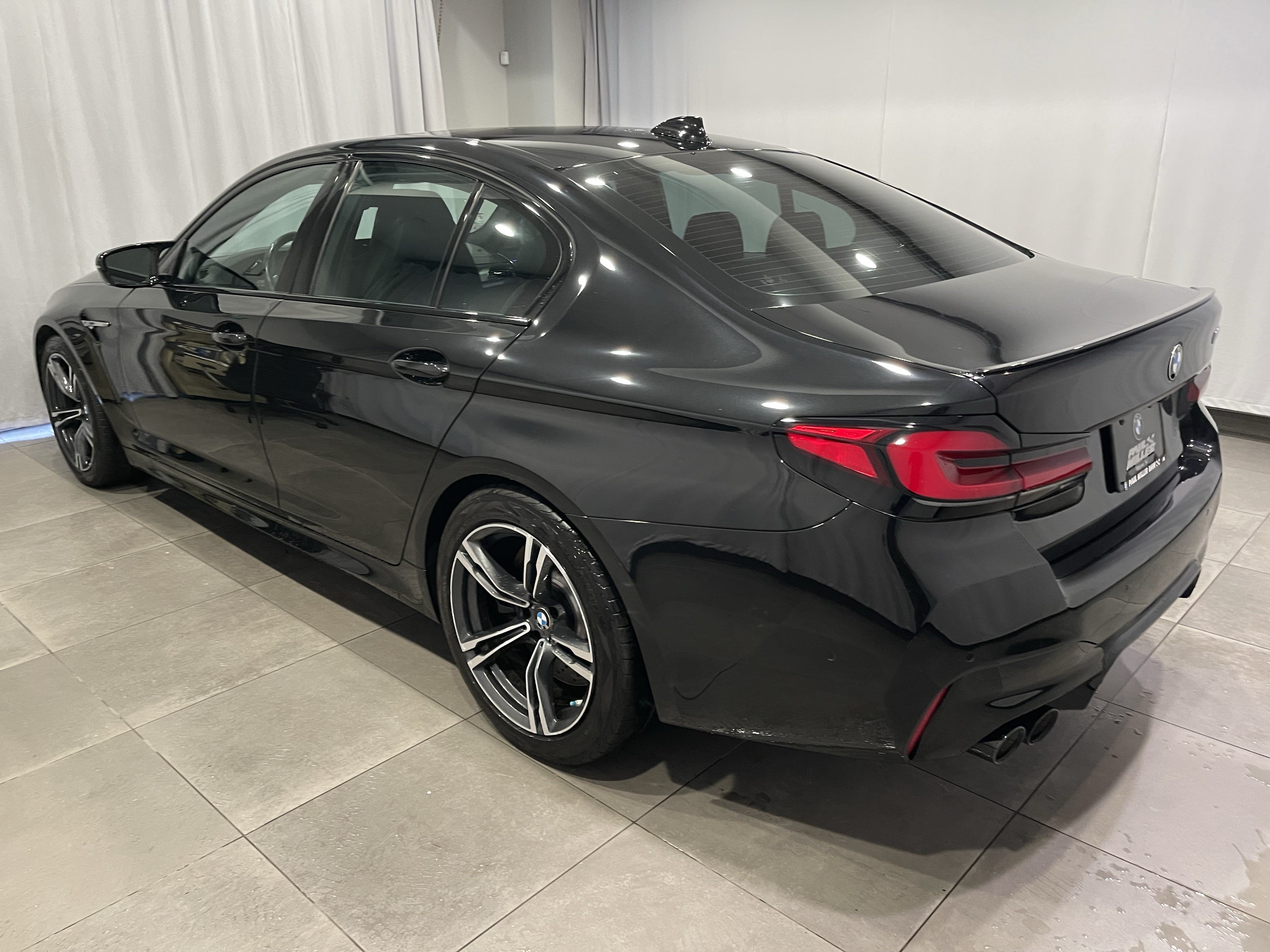 Used 2022 BMW M5 AWD/4WD image 4