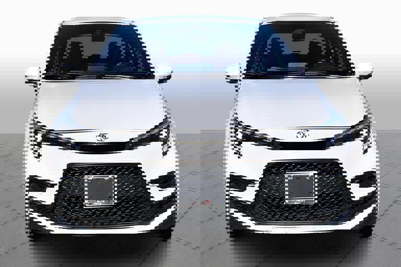 Used 2023 Toyota Corolla SE image 3