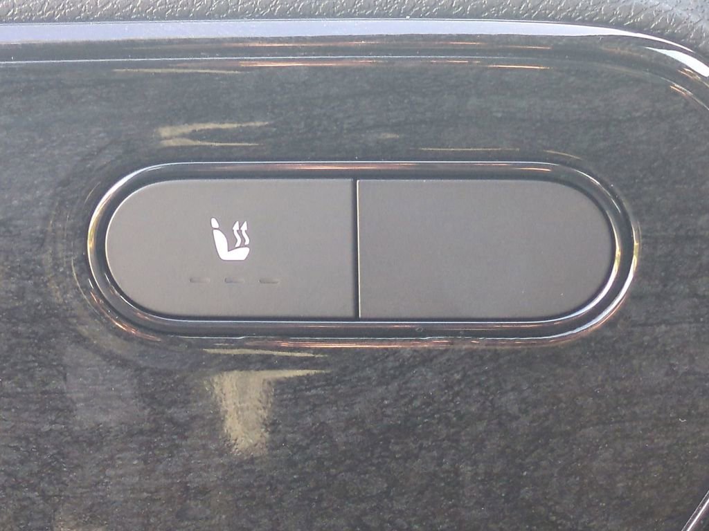 Used 2024 Mercedes-Benz Sprinter 144 Cargo image 21