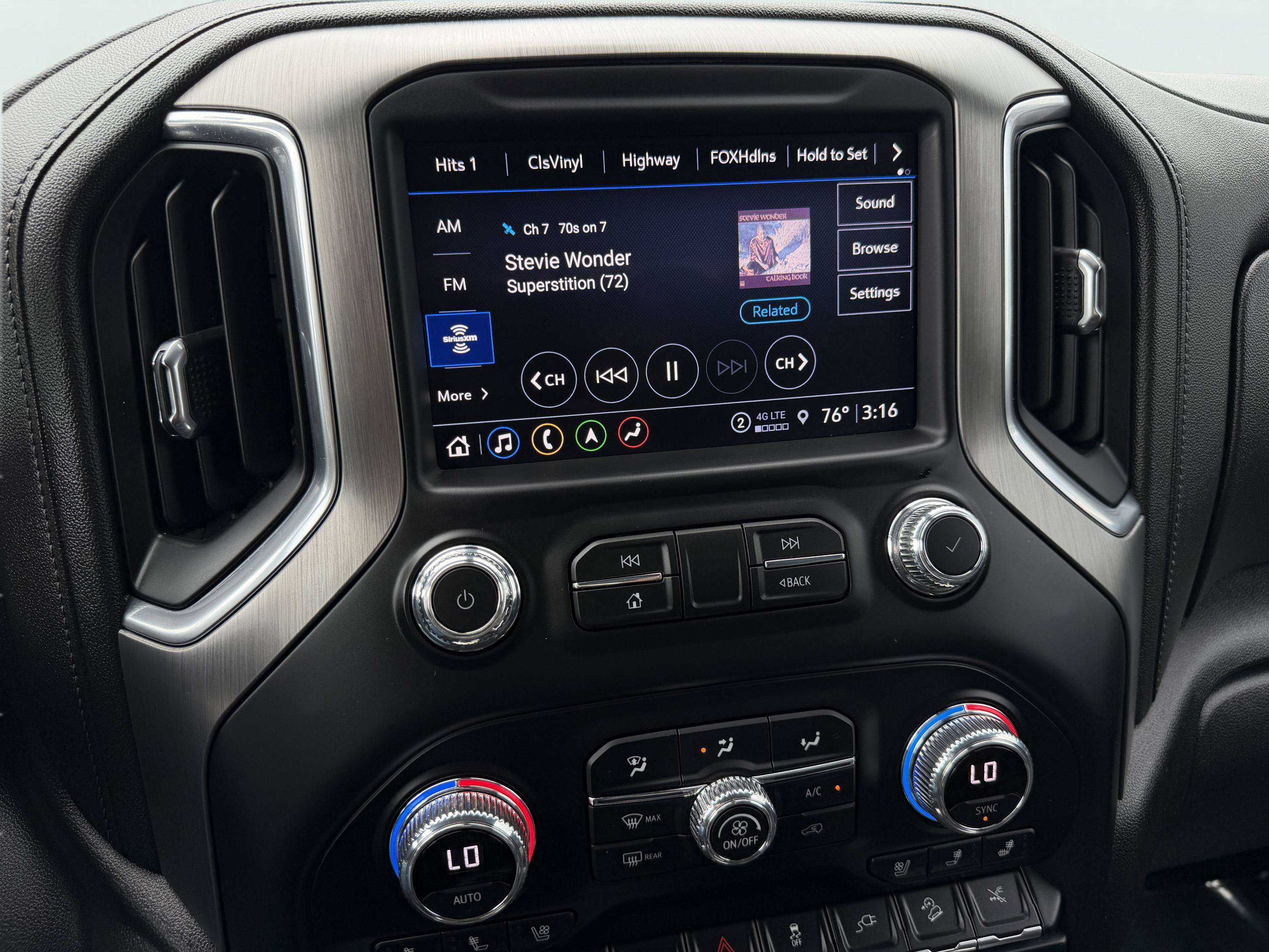 Used 2022 GMC Sierra 1500 Denali w/ Denali Premium Package AWD/4WD image 20