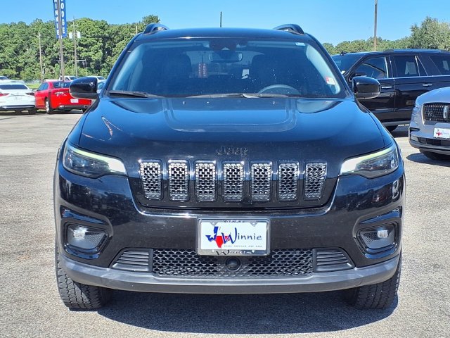 Used 2022 Jeep Cherokee Latitude AWD/4WD image 2