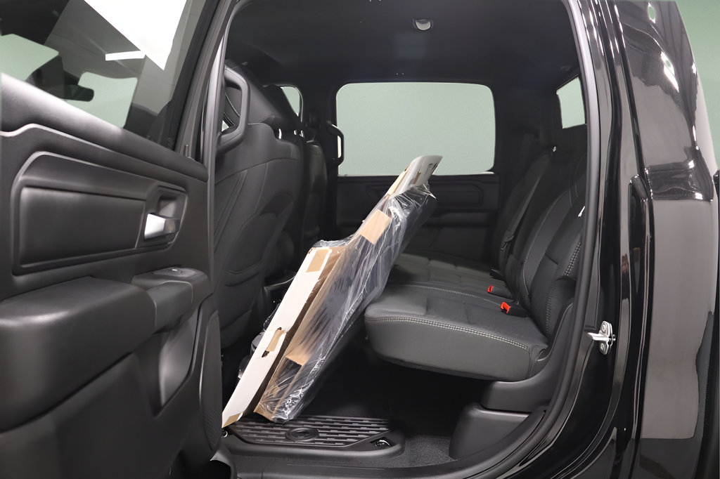 New 2026 RAM 1500 Warlock AWD/4WD image 13