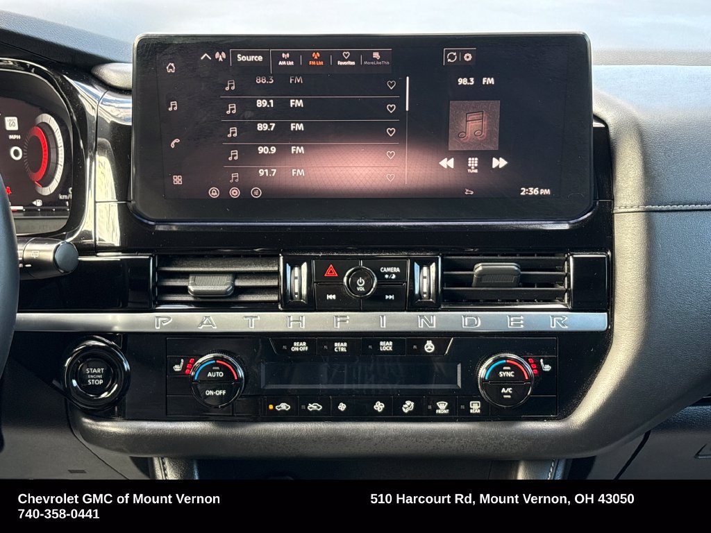 Used 2026 Nissan Pathfinder SL AWD/4WD image 21