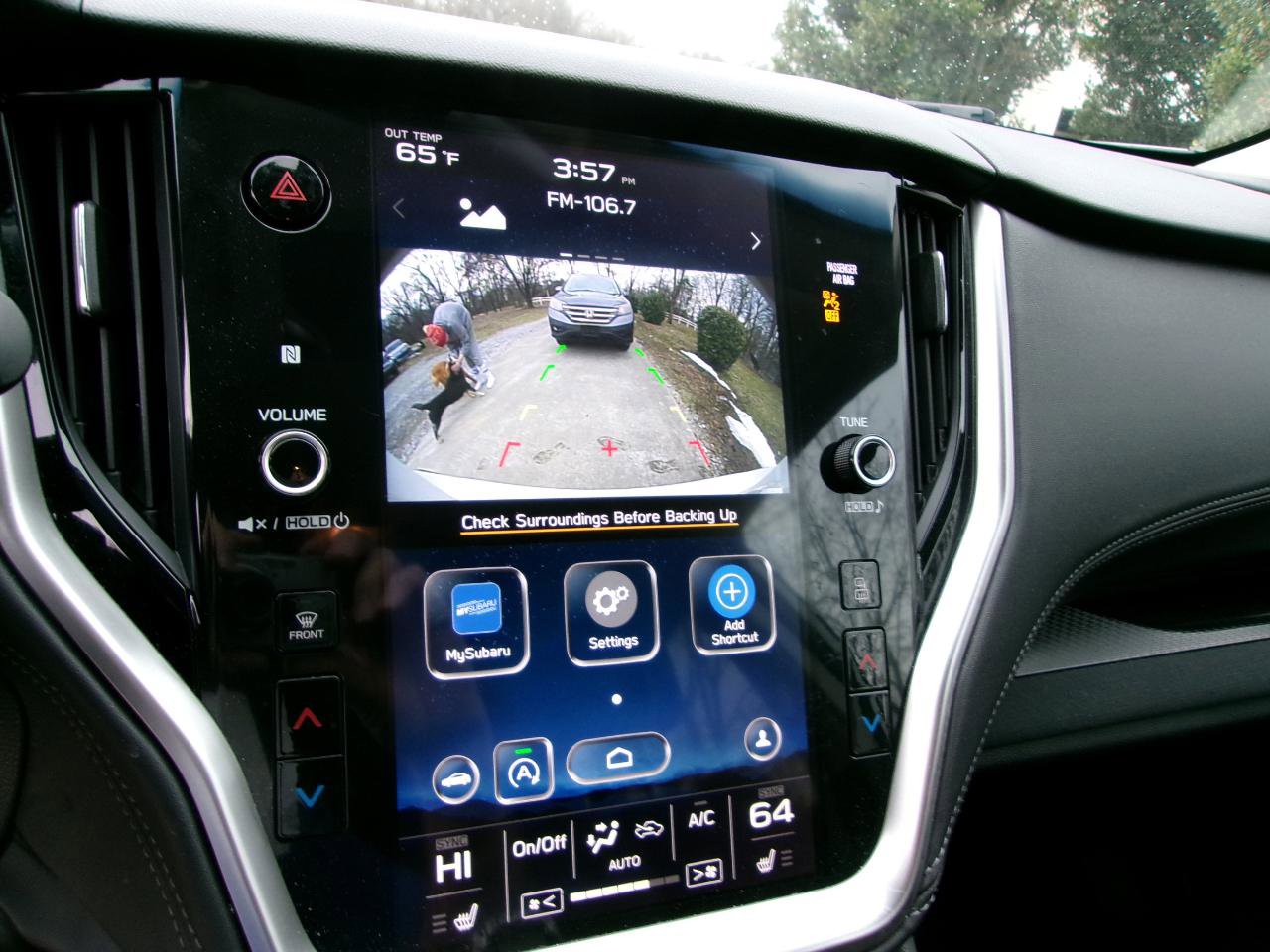 Used 2021 Subaru Outback Premium image 3