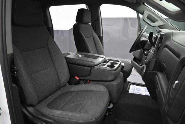 Used 2022 Chevrolet Silverado 1500 Custom w/ Safety Confidence Package AWD/4WD image 26