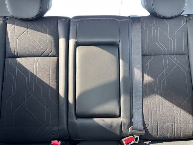 Used 2020 Chevrolet Trax LT w/ LT Convenience Package image 27